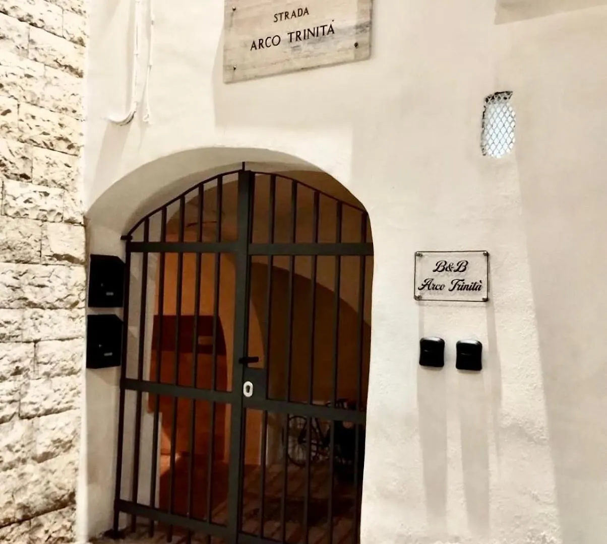 B&B Arco Trinita Bari 0*,